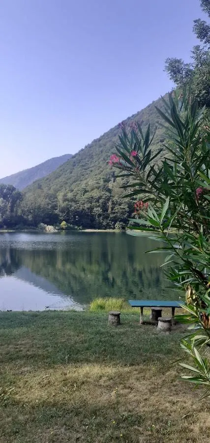 L\'Angolino Di Magda: On The Lake-Private Beach! contacts